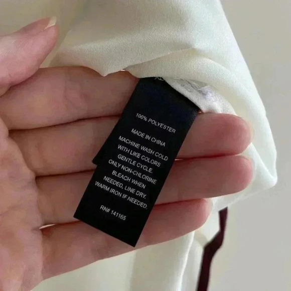 Harvé Benard Multicolor Short Sleeve Blouse (White/Navy/Maroon) w/ Zipper Back - Picture 2 of 8